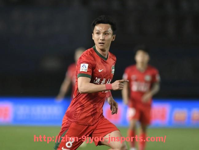 J9九游会登录入口-火箭队十年记忆中的经典比赛及球员表现